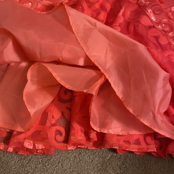 ***VINTAGE*** TAWNY CORAL FORMAL WITH FAUX PEARL/RHINESTONE DETAIL SIZE S - Picture 4 of 14